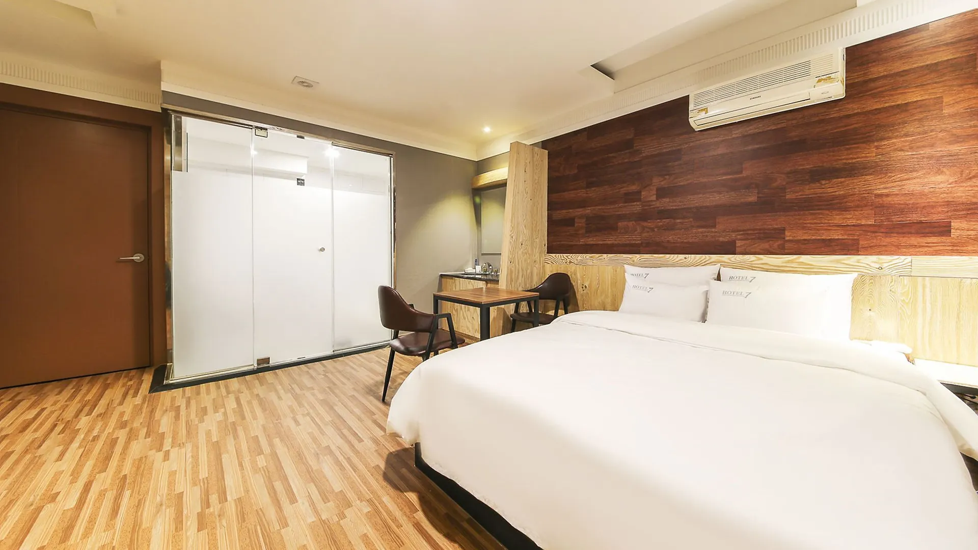 Hotel 7 Incheon
