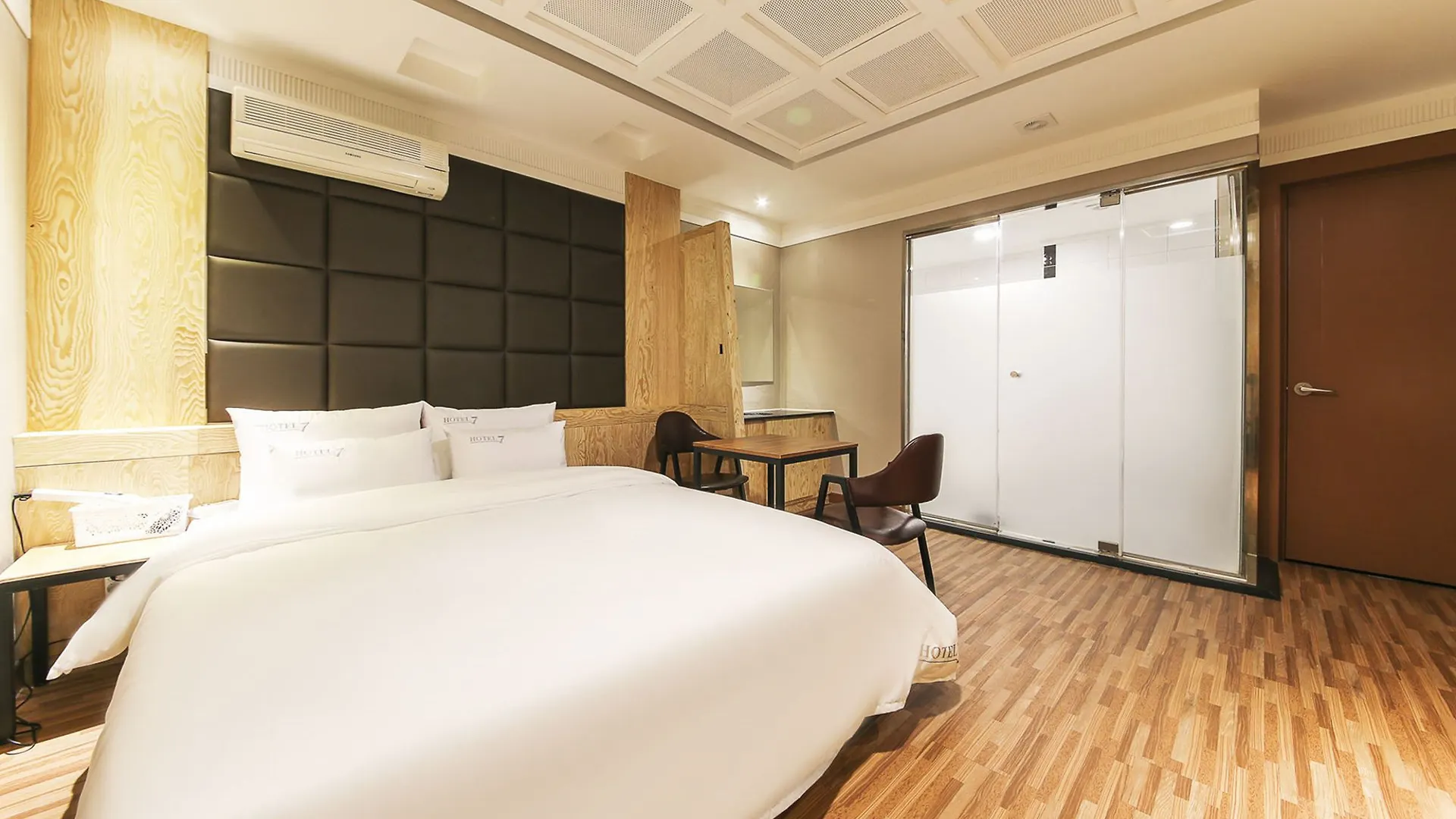 Hotel 7 Incheon