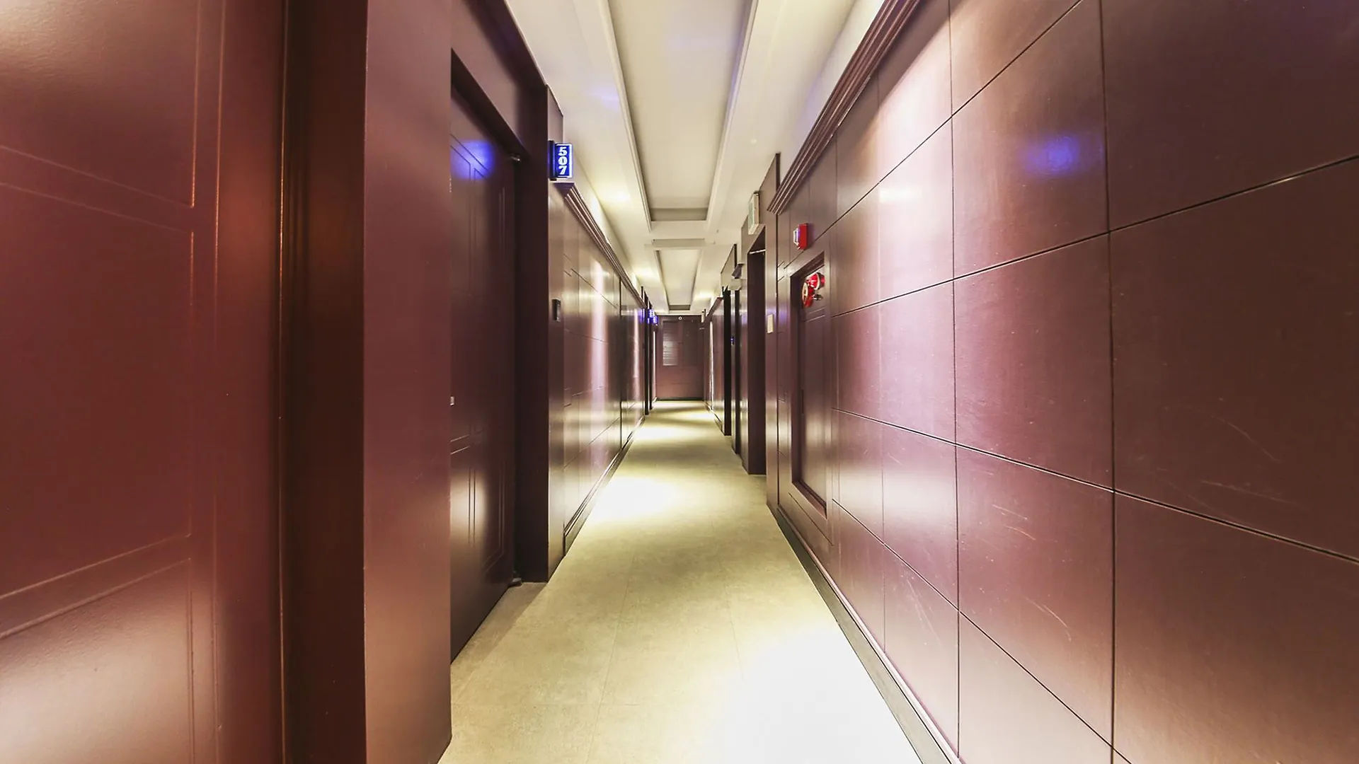 Hotel 7 Incheon