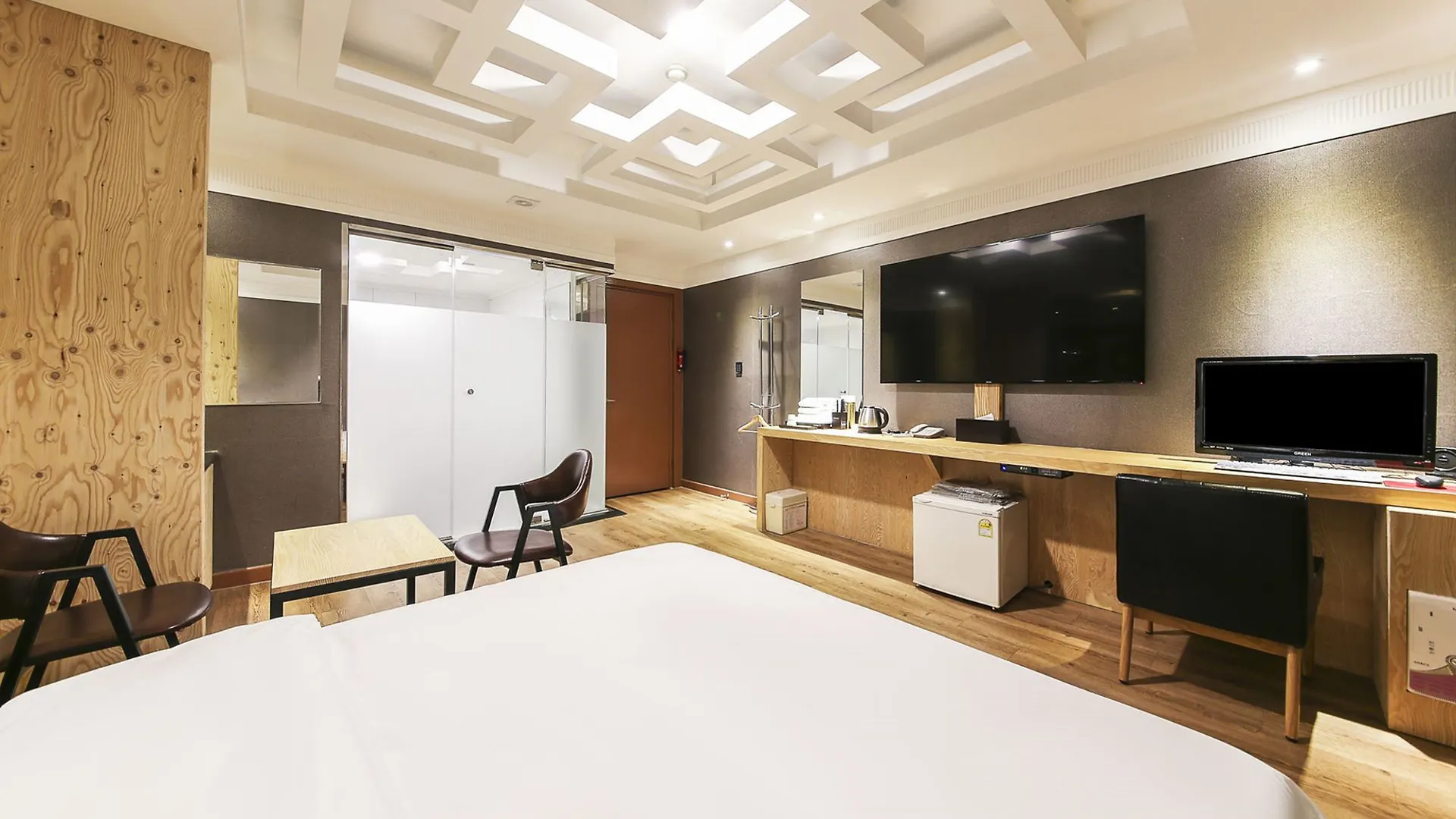 Hotel 7 Incheon 2*,
